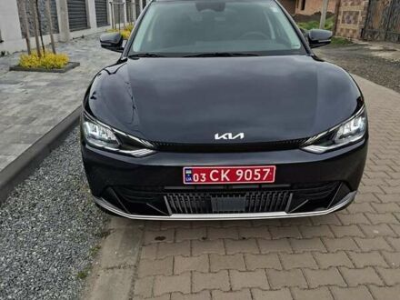 Киа EV6 2024 в Луцке на Automoto.ua Синий Киа EV6, объемом двигателя 0 л и пробегом 1 тыс. км за 29900 $, фото 1 на Automoto.ua