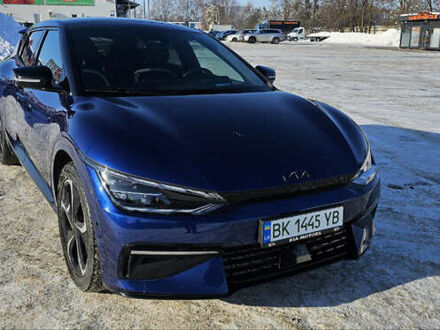 Синий Киа EV6, объемом двигателя 0 л и пробегом 14 тыс. км за 29000 $, фото 1 на Automoto.ua