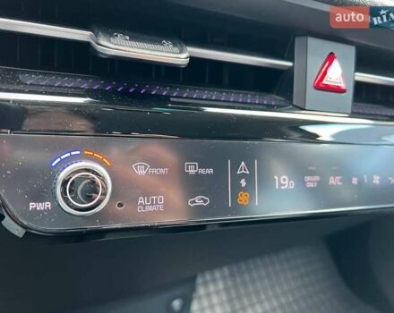 Зелений Кіа EV6, об'ємом двигуна 0 л та пробігом 60 тис. км за 22290 $, фото 30 на Automoto.ua