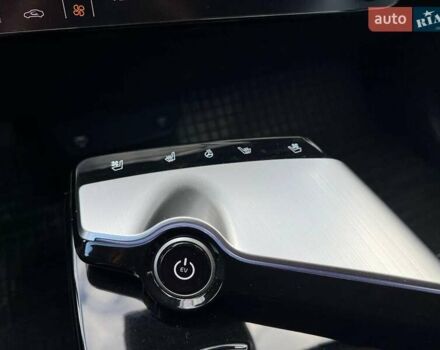 Зелений Кіа EV6, об'ємом двигуна 0 л та пробігом 60 тис. км за 22290 $, фото 31 на Automoto.ua