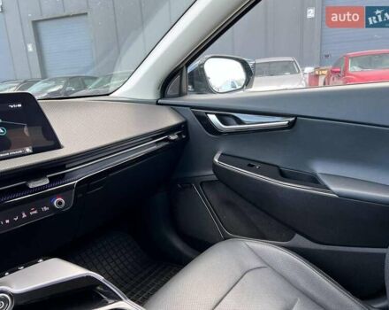 Зелений Кіа EV6, об'ємом двигуна 0 л та пробігом 60 тис. км за 22290 $, фото 33 на Automoto.ua
