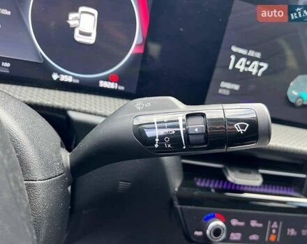 Зелений Кіа EV6, об'ємом двигуна 0 л та пробігом 60 тис. км за 22290 $, фото 24 на Automoto.ua