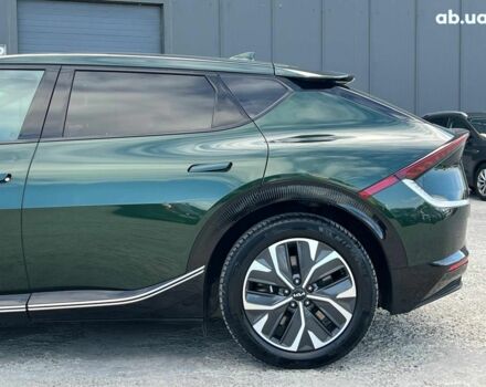 Зелений Кіа EV6, об'ємом двигуна 0 л та пробігом 60 тис. км за 22290 $, фото 4 на Automoto.ua