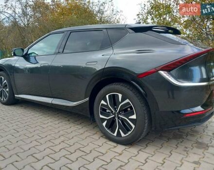 Зеленый Киа EV6, объемом двигателя 0 л и пробегом 142 тыс. км за 22800 $, фото 5 на Automoto.ua