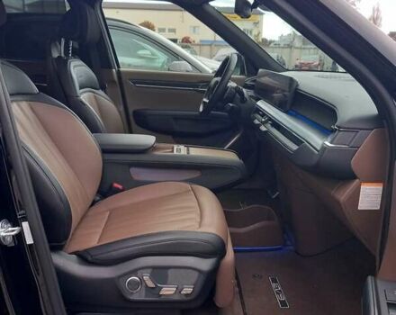 Черный Киа EV9, объемом двигателя 0 л и пробегом 30 тыс. км за 47000 $, фото 41 на Automoto.ua
