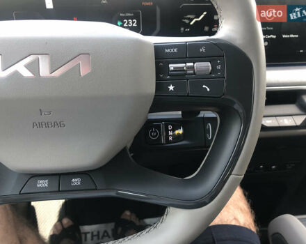 Черный Киа EV9, объемом двигателя 0 л и пробегом 37 тыс. км за 49900 $, фото 40 на Automoto.ua