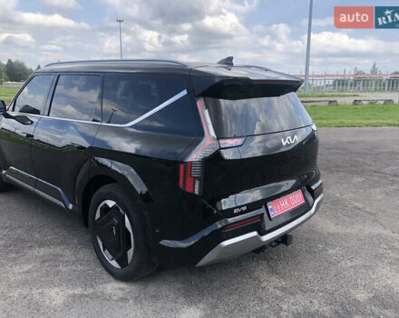 Киа EV9 2023 в Львове на Automoto.ua Черный Киа EV9, объемом двигателя 0 л и пробегом 39 тыс. км за 49000 $, фото 14 на Automoto.ua