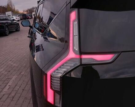 Черный Киа EV9, объемом двигателя 0 л и пробегом 30 тыс. км за 47000 $, фото 64 на Automoto.ua