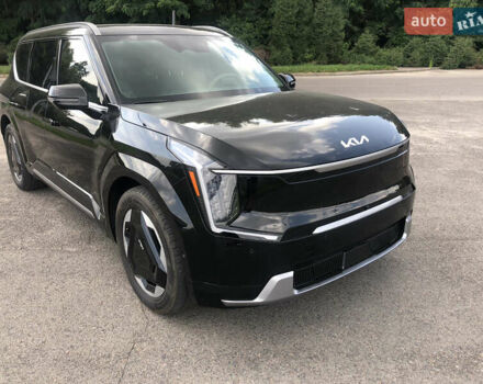 Киа EV9 2023 в Львове на Automoto.ua Черный Киа EV9, объемом двигателя 0 л и пробегом 39 тыс. км за 49000 $, фото 6 на Automoto.ua