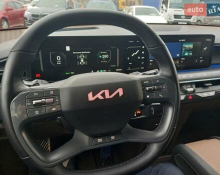 Черный Киа EV9, объемом двигателя 0 л и пробегом 30 тыс. км за 47000 $, фото 4 на Automoto.ua