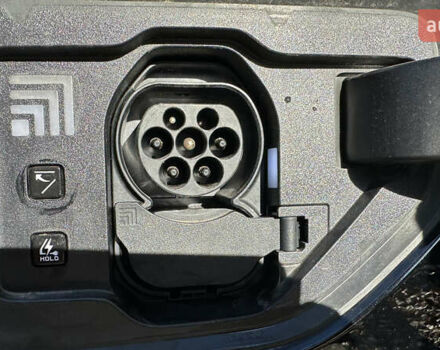 Черный Киа EV9, объемом двигателя 0 л и пробегом 19 тыс. км за 58000 $, фото 24 на Automoto.ua