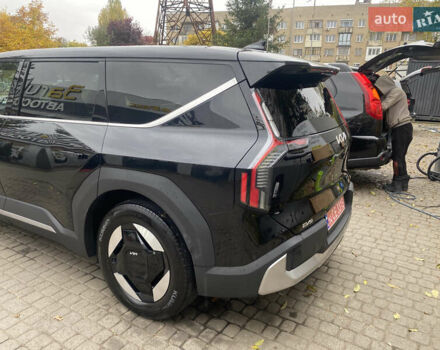 Киа EV9 2023 в Ужгороде на Automoto.ua Черный Киа EV9, объемом двигателя 0 л и пробегом 3 тыс. км за 42000 $, фото 4 на Automoto.ua
