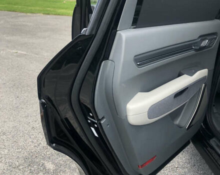 Черный Киа EV9, объемом двигателя 0 л и пробегом 37 тыс. км за 49900 $, фото 42 на Automoto.ua
