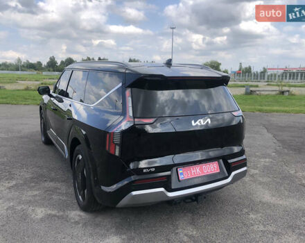 Киа EV9 2023 в Львове на Automoto.ua Черный Киа EV9, объемом двигателя 0 л и пробегом 39 тыс. км за 49000 $, фото 13 на Automoto.ua