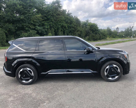 Киа EV9 2023 в Львове на Automoto.ua Черный Киа EV9, объемом двигателя 0 л и пробегом 39 тыс. км за 49000 $, фото 9 на Automoto.ua