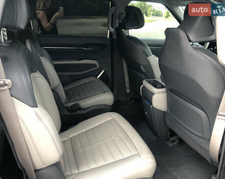 Киа EV9 2023 в Львове на Automoto.ua Черный Киа EV9, объемом двигателя 0 л и пробегом 39 тыс. км за 49000 $, фото 33 на Automoto.ua
