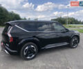 Черный Киа EV9, объемом двигателя 0 л и пробегом 37 тыс. км за 49900 $, фото 10 на Automoto.ua