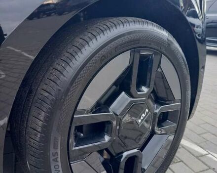 Черный Киа EV9, объемом двигателя 0 л и пробегом 30 тыс. км за 47000 $, фото 47 на Automoto.ua
