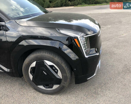 Черный Киа EV9, объемом двигателя 0 л и пробегом 37 тыс. км за 49900 $, фото 7 на Automoto.ua