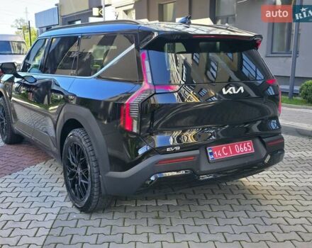 Черный Киа EV9, объемом двигателя 0 л и пробегом 9 тыс. км за 53900 $, фото 29 на Automoto.ua