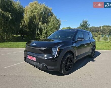Черный Киа EV9, объемом двигателя 0 л и пробегом 9 тыс. км за 53900 $, фото 61 на Automoto.ua