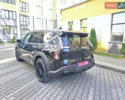 Черный Киа EV9, объемом двигателя 0 л и пробегом 9 тыс. км за 53900 $, фото 19 на Automoto.ua