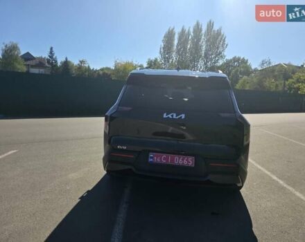 Черный Киа EV9, объемом двигателя 0 л и пробегом 9 тыс. км за 53900 $, фото 67 на Automoto.ua