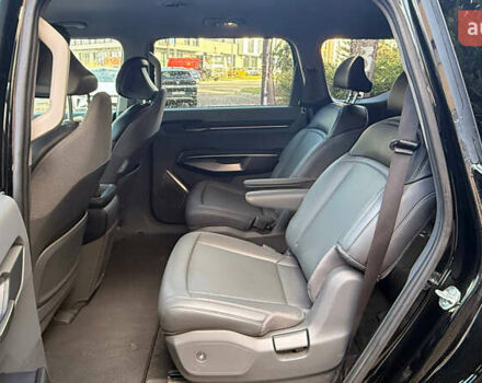 Чорний Кіа EV9, об'ємом двигуна 0 л та пробігом 25 тис. км за 38500 $, фото 15 на Automoto.ua
