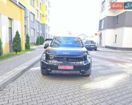 Черный Киа EV9, объемом двигателя 0 л и пробегом 9 тыс. км за 53900 $, фото 10 на Automoto.ua
