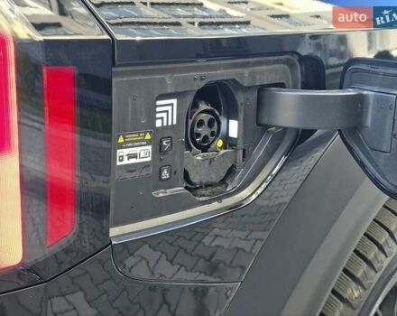 Черный Киа EV9, объемом двигателя 0 л и пробегом 9 тыс. км за 53900 $, фото 37 на Automoto.ua