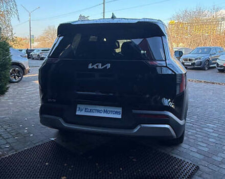 Чорний Кіа EV9, об'ємом двигуна 0 л та пробігом 25 тис. км за 38500 $, фото 6 на Automoto.ua