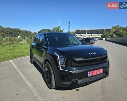Черный Киа EV9, объемом двигателя 0 л и пробегом 9 тыс. км за 53900 $, фото 63 на Automoto.ua