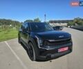 Черный Киа EV9, объемом двигателя 0 л и пробегом 9 тыс. км за 53900 $, фото 63 на Automoto.ua
