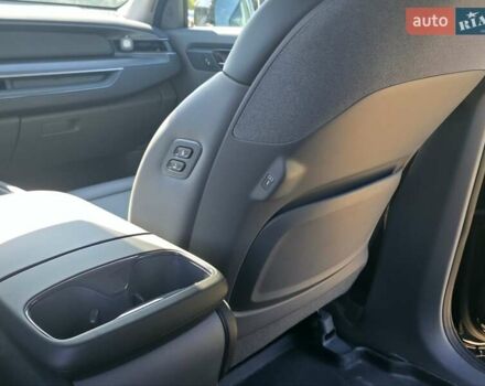 Черный Киа EV9, объемом двигателя 0 л и пробегом 9 тыс. км за 53900 $, фото 84 на Automoto.ua