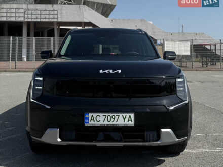 Киа EV9 2023 в Львове на Automoto.ua Черный Киа EV9, объемом двигателя 0 л и пробегом 23 тыс. км за 42500 $, фото 1 на Automoto.ua