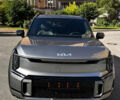 Серый Киа EV9, объемом двигателя 0 л и пробегом 8 тыс. км за 61000 $, фото 1 на Automoto.ua