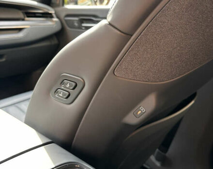 Киа EV9 2023 в Киеве на Automoto.ua Серый Киа EV9, объемом двигателя 0 л и пробегом 8 тыс. км за 61000 $, фото 27 на Automoto.ua