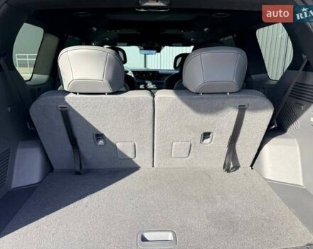 Серый Киа EV9, объемом двигателя 0 л и пробегом 8 тыс. км за 49500 $, фото 14 на Automoto.ua