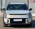 Серый Киа EV9, объемом двигателя 0 л и пробегом 8 тыс. км за 49500 $, фото 4 на Automoto.ua