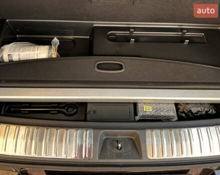 Киа EV9 2023 в Киеве на Automoto.ua Серый Киа EV9, объемом двигателя 0 л и пробегом 8 тыс. км за 61000 $, фото 18 на Automoto.ua