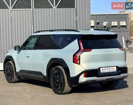 Серый Киа EV9, объемом двигателя 0 л и пробегом 8 тыс. км за 49500 $, фото 8 на Automoto.ua