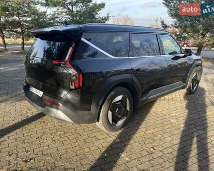 Серый Киа EV9, объемом двигателя 0 л и пробегом 30 тыс. км за 41985 $, фото 26 на Automoto.ua