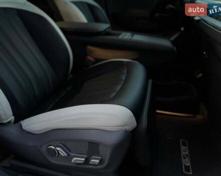 Серый Киа EV9, объемом двигателя 0 л и пробегом 11 тыс. км за 44500 $, фото 38 на Automoto.ua