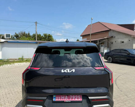 Серый Киа EV9, объемом двигателя 0 л и пробегом 9 тыс. км за 45900 $, фото 1 на Automoto.ua