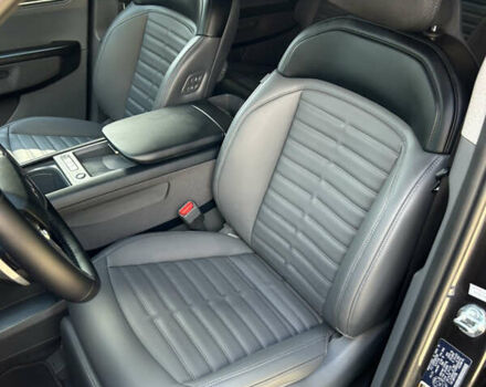 Сірий Кіа EV9, об'ємом двигуна 0 л та пробігом 19 тис. км за 59000 $, фото 17 на Automoto.ua