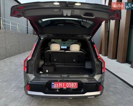 Серый Киа EV9, объемом двигателя 0 л и пробегом 11 тыс. км за 44500 $, фото 13 на Automoto.ua