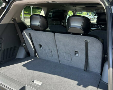 Сірий Кіа EV9, об'ємом двигуна 0 л та пробігом 19 тис. км за 59000 $, фото 24 на Automoto.ua