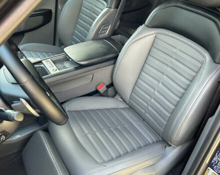 Сірий Кіа EV9, об'ємом двигуна 0 л та пробігом 19 тис. км за 59000 $, фото 18 на Automoto.ua