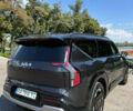 Сірий Кіа EV9, об'ємом двигуна 0 л та пробігом 19 тис. км за 59000 $, фото 5 на Automoto.ua
