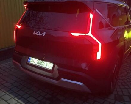 Серый Киа EV9, объемом двигателя 0 л и пробегом 30 тыс. км за 41985 $, фото 29 на Automoto.ua
